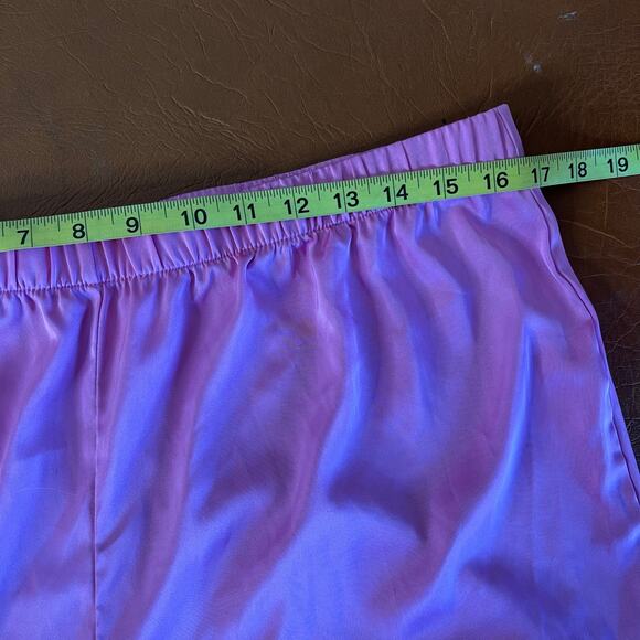 Juicy Couture Pink Satin Pajama Pants Rhinestone Logo on the Rear Size XL - Picture 12 of 13